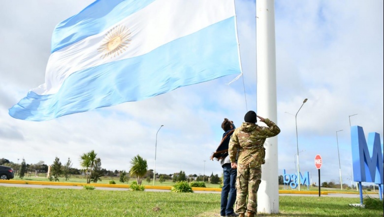 210 ANIVERSARIO DE LA REVOLUCIÓN DE MAYO