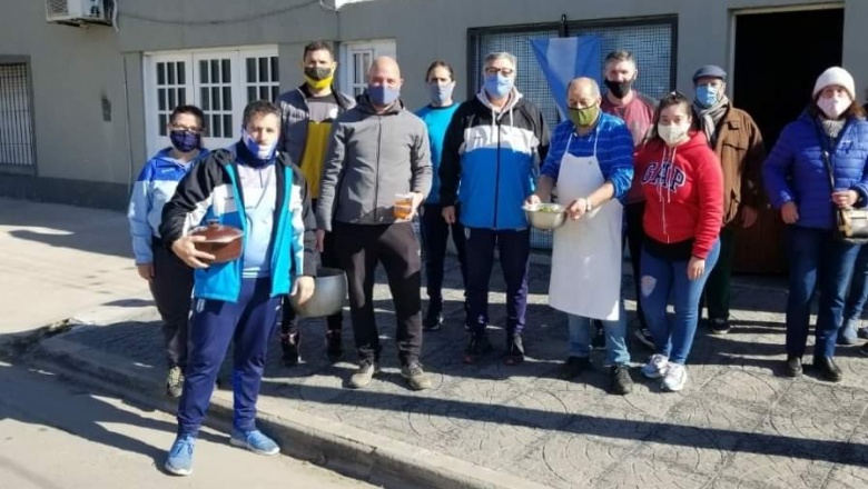"RIVALES EN LA CANCHA, UNIDOS EN LA SOLIDARIDAD"