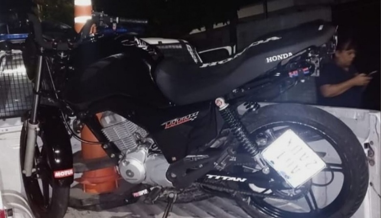 Control Urbano y Policía secuestran motocicleta por ruidos molestos en Magdalena