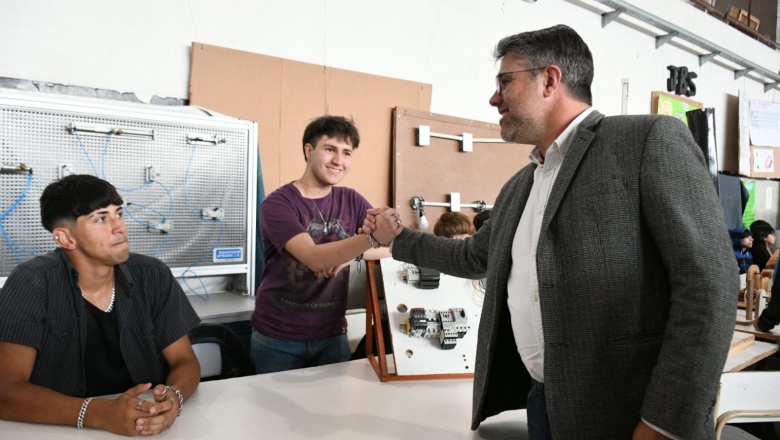 El Intendente Lisandro Hourcade participó de la Expo Técnica 2025 junto al Director del INET