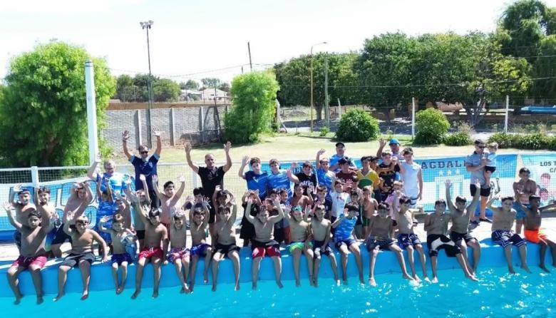 Las infantiles del Sport Club compartieron una jornada recreativa antes del inicio del campeonato