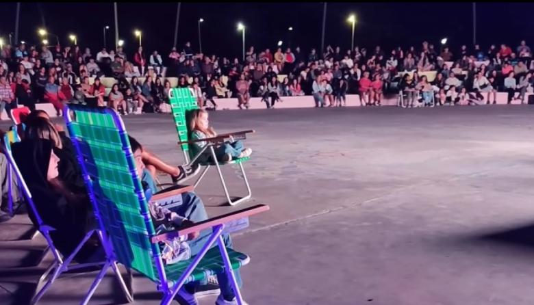 Gran convocatoria en la primera edición de Cine bajo las estrellas en Magdalena