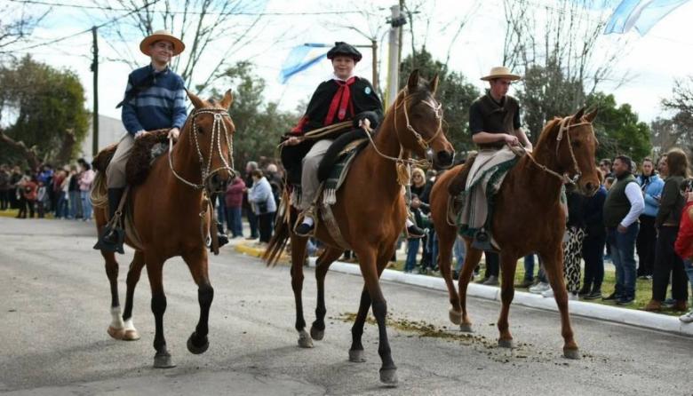 Bartolomé Bavio celebra sus 125 años con desfile, actividades y música en vivo