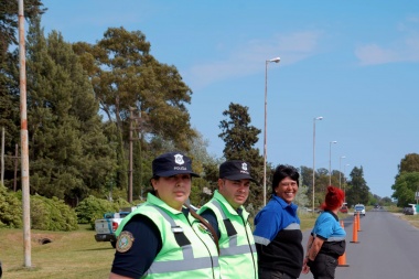 Primer operativo de la Policía Ecológica en el Paraje El Pino con control vehicular y el  transporte de carga yde sustancias peligrosas