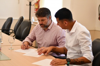 Hourcade firma la incorporación de Magdalena al Programa PUENTES