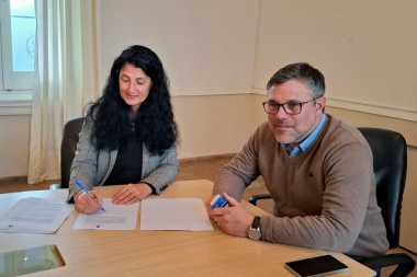 Hourcade firmó un convenio con la Universidad del Este para potenciar la educación en Magdalena