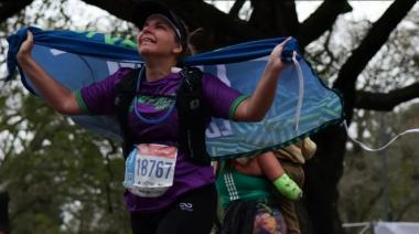 Con la bandera en alto, una meta cumplida y un camino recorrido